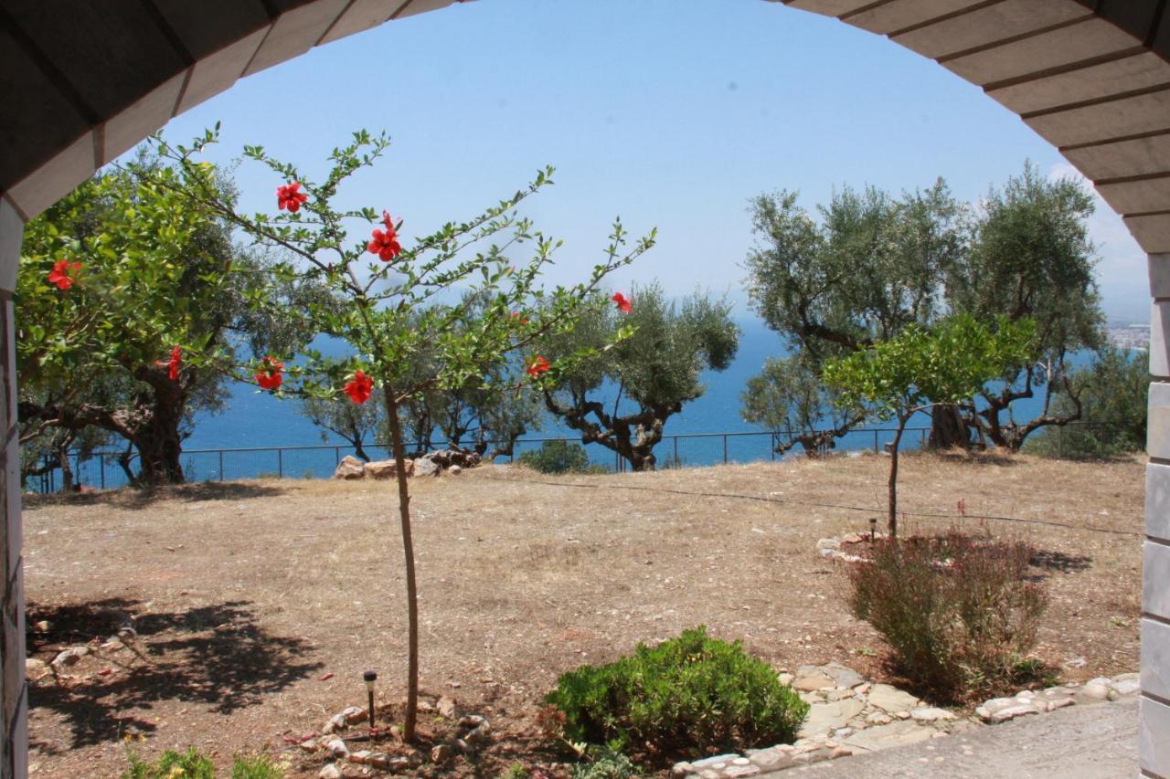 Sea And Mountain View Villa Kalamata Exterior photo