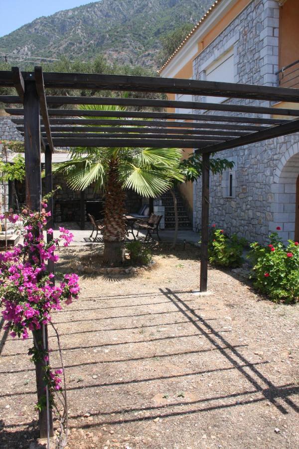Sea And Mountain View Villa Kalamata Exterior photo