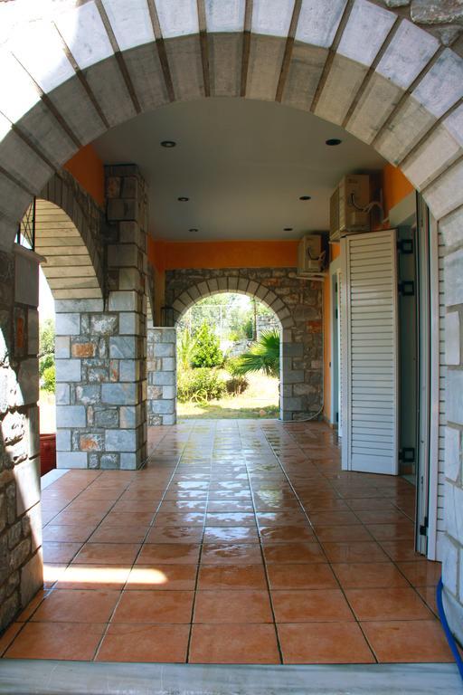 Sea And Mountain View Villa Kalamata Exterior photo